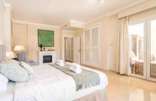 Luxury Sea View Villa with Pool & Terrace REMS - Photo 9