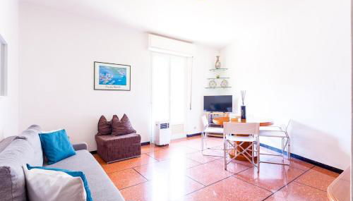 Santa Margherita Center - Steps from the Sea - AC - Foto 5