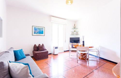 Santa Margherita Center - Steps from the Sea - AC - Foto 5