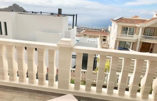 Villa Vista Bella Costa Adeje in ruhiger Villengegend mit Meerblick - Foto 11