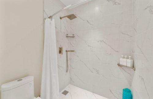 2BR 2.5 BA Modern Oceanview Condo at Amrit Resort) - Foto 31