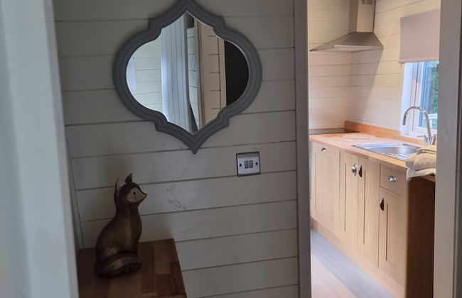 Glamping Hut - Riverview 4 - Photo 13