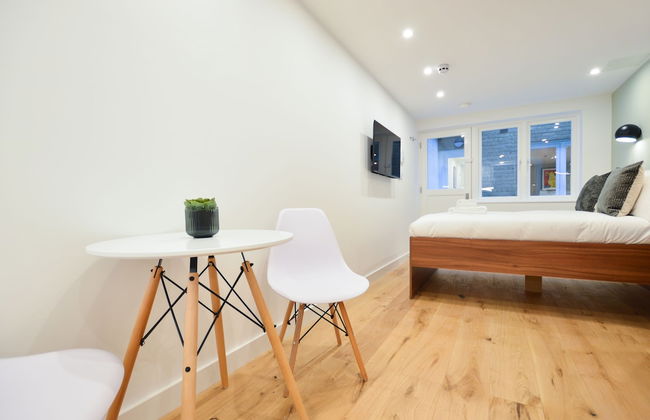 Shepherds Bush Green Serviced Apartments by Concept Apartments - Photo 32