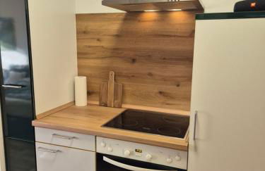 Neue moderne Ferienwohnung NaturBlick am Rothaarsteig mit Highspeed Internet Flatrate XXL Boxspringbett Terrasse mit PKW Parkplatz in Brilon 10 Minuten bis Willingen Ideal für Touristen und Geschäftsleute mit Rechnung - Foto 3