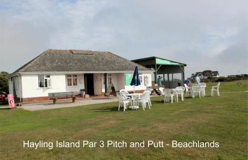 Seafront Studio Snug by the Sea - Sea Views - Foto 36