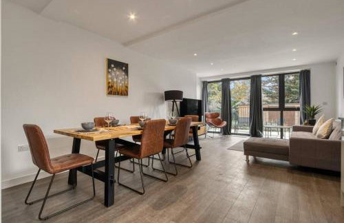 3-Bed, 2-Bath Wembley Apartment with Free Parking - Foto 23