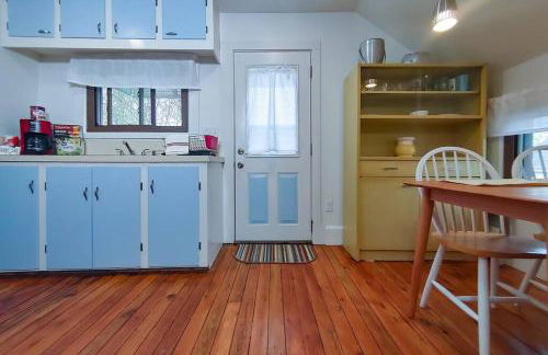 Historic w/deck, king bed & air by Lake Michigan - Foto 4