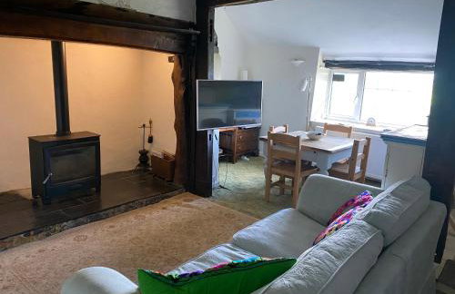 Bryntirion Farmhouse Rooms (with bathroom) - Foto 4