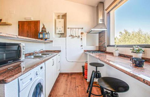 Awesome Home In Constantina With Wifi - Photo 4