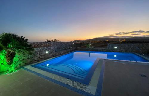 VILLA LOBA WITH PRIVATE POOL - Photo 30