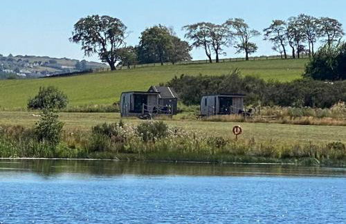 Couston Lakes Resorts - Photo 1