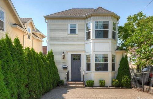 Adorable Cozy House with Parking and Loft! - Foto 7