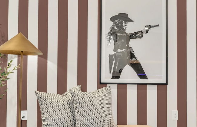 The Grove by AvantStay – Stylish Group Stay with Private Bathrooms - Foto 12