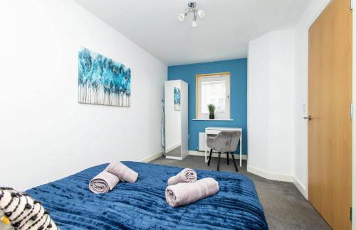 Carnforth 91 by Alt-Stay - 2 Bed En Suite Home - Parking, WiFi & King Bed - Contractors & Relocations - Weekly & Monthly Rates - Foto 7