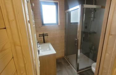 Le chalet de Lenny- spa- borne recharge- wifi - Foto 11