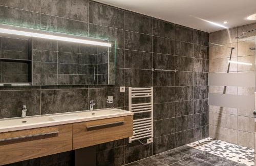 FranceComfort - AlpChalets Portes du Soleil - Photo 69