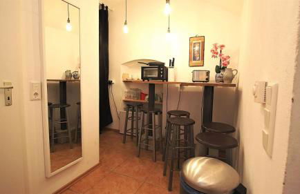 fully equipped apartment near main station - Foto 2