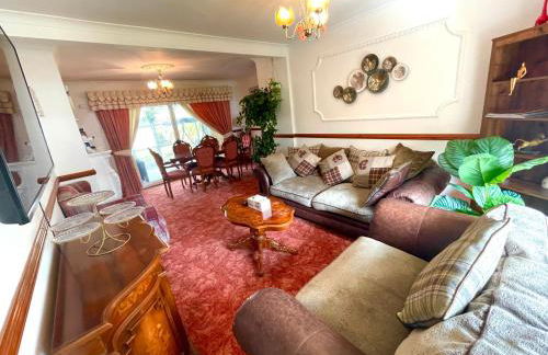 Cozy 3 Bedroom Home - Photo 5