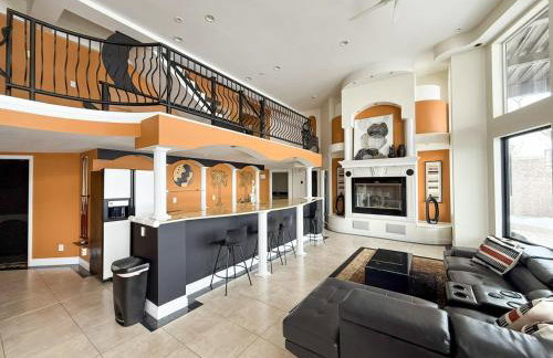 Crystal Palm Lakefront Luxury Home 6 Bed and 5 Bath - Foto 62