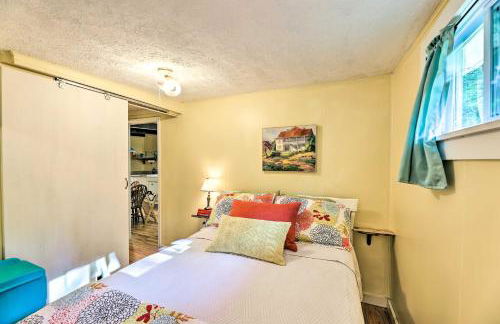 Rustic Hideaway with Fire Pit Less Than 1 Mi to River! - Foto 16