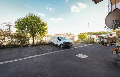 Modern & Chic Apartment with Balcony in Offenbach - Foto 32