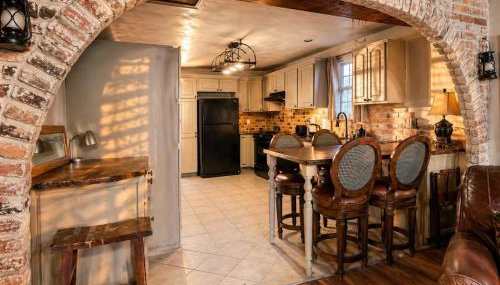 Romantic Nautical Stay in Downtown Wilmington, Cape Fear Inspired, Walkable & Pet-Friendly - Foto 2, pet friendly