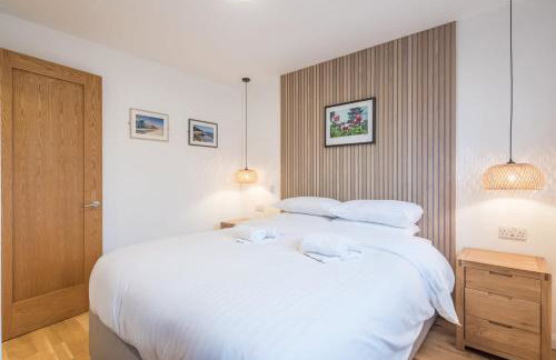 Modern & Private - Free Parking - Photo 17