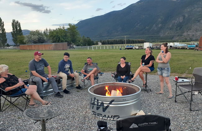 Glacier Acres Guest Ranch - Foto 33