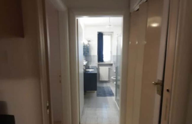 Iseolake 1-bed Apartment in Provaglio D'iseo - Photo 11