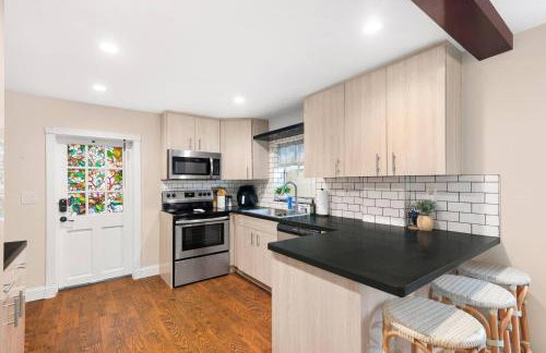 2 Homes • Hot Tubs x2 • Heated Pool • Fire Pit - Foto 26