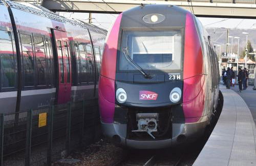 Ravissant studio sous maison, avec parking gratuit - Foto 13