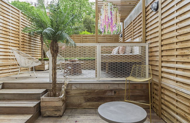 Rose & Garden - Eiffel Tower - Photo 38