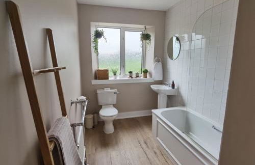 South Lodge, Glenfintaig - Photo 9