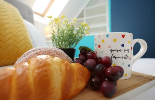 Homington House By N And N Stays, Perfect for Contractors and Workers, Private off road Parking for 2 vehicles, Fast Wifi - Foto 15