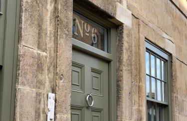 Number 6 Stamford - Boutique Grade II Listed Townhouse - Foto 2