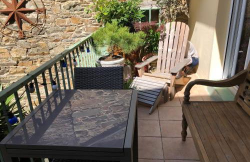 Appartement de 1634 avec balcon au sud sur jardin en plein cœur historique - Foto 9