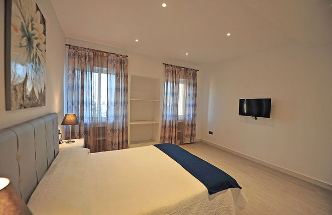 Terrazas Plaza Arenal 5 Dormitorios - Photo 15