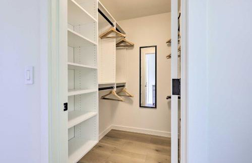 Luxe Wine Country Getaway with Vineyard Views - Foto 16