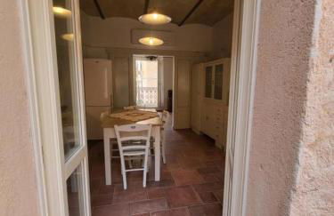 Magic Spell - 200 mq - zona centro - intera casa vacanze con ampi spazi relax, fino a 10 ospiti, ----------------- tassa soggiorno inclusa - Foto 2