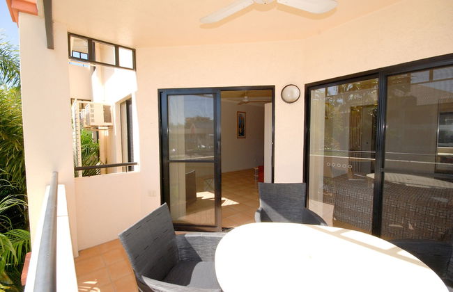 City Plaza Apartments - Foto 15