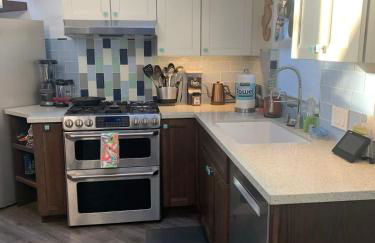 2 bedroom bungalow with hot tub - Photo 38