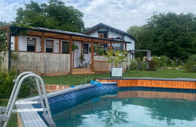 Holiday Home in Stepnica With Sauna & Jacuzzi - Photo 1