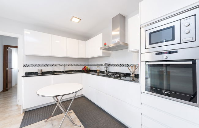 Vila Ca Shermano in Urbanitzaci Montferrutx - Photo 2