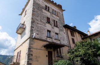 Bella Alda Beautiful Como Castle Penthouse - Foto 32