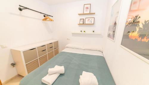 Adosado Nuevo con Piscina, Playa, Garaje y Jardín - Foto 4