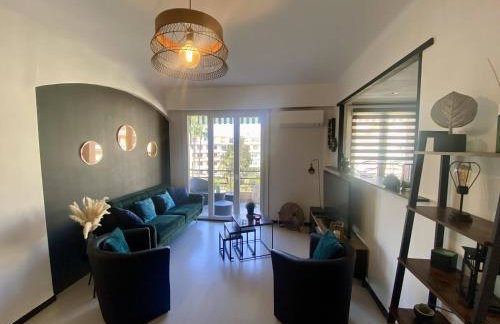 Nice Ouest Caucade- Beautiful 2P, AC, Clim - Photo 2