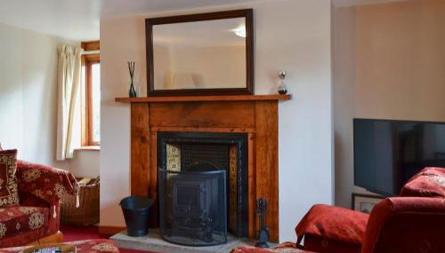 West End Cottage - Photo 2