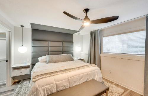 Luxury Prairie Retreat 5 Min from Madison! - Photo 31