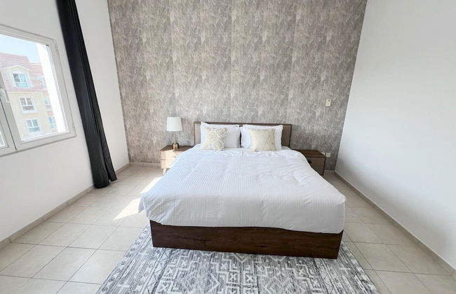 Cosmos Living Discovery Gardens Sleeps 4 - Photo 6