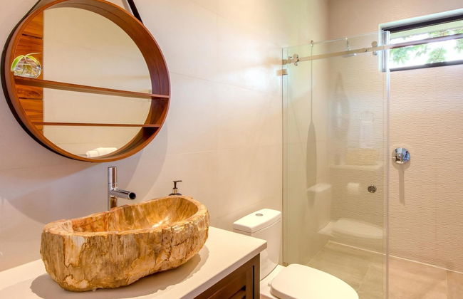 Luxe 4 Bdrm Villa w Epic Oceanview Infinity Pool - Foto 45